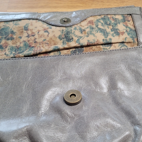 HOBO Leather Shoulder bag/Clutch - Picture 2 of 10